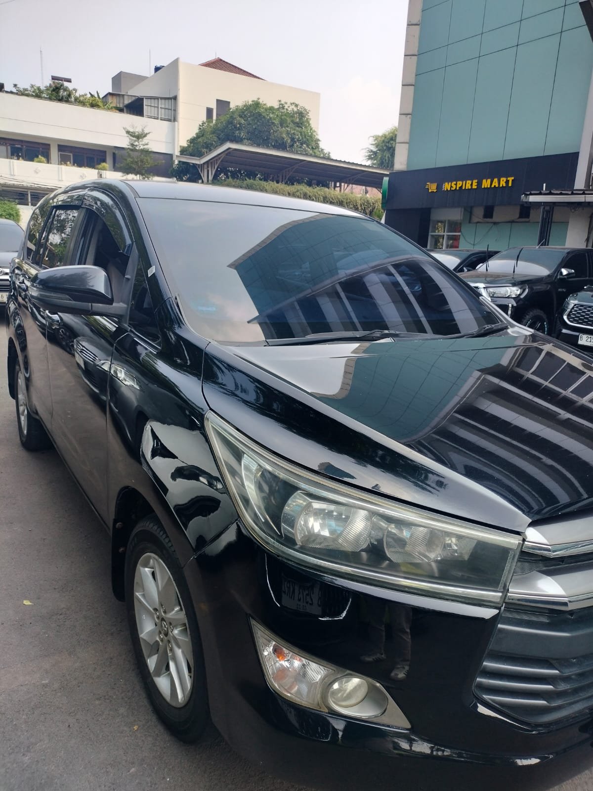 Toyota Kijang Innova 2.0 G MT (B2163 TOY)
