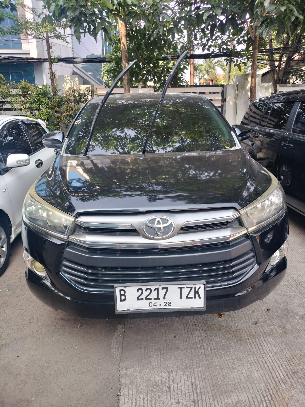 Toyota Kijang Innova 2.4 G AT (B2217TZK)